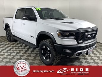 2022 Bright White Clearcoat Ram 1500 Rebel 4 Door Automatic HEMI 5.7L V8 Multi Displacement VVT Engine 4X4 Truck