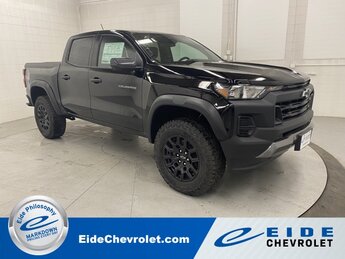 2025 Black Chevrolet Colorado 4WD Trail Boss Automatic 2.7L I4 Turbocharged DOHC 16V LEV3-ULEV50 310hp Engine Truck 4 Door 4X4