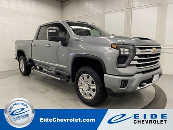 2025 Chevrolet Silverado 3500HD High Country Automatic Truck 4X4 4 Door 6.6L V8 Engine