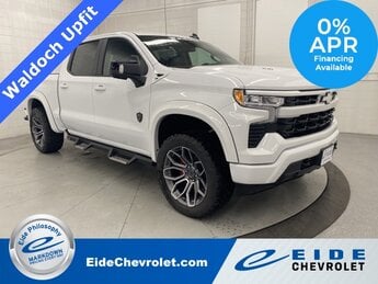 2025 Summit White Chevrolet Silverado 1500 RST Automatic 4X4 4 Door