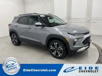 2025 Sterling Gray Metallic Chevrolet Trailblazer LT 4 Door FWD Automatic (CVT) SUV