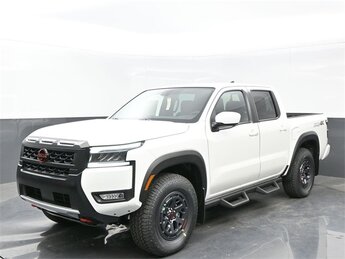 2025 Glacier White Nissan Frontier PRO-4X 4 Door Automatic Truck 3.8L DI DOHC 24V V6 Engine 4X4