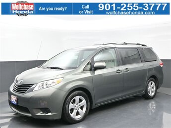2014 Cypress Pearl Toyota Sienna LE Crossover Automatic FWD 4 Door