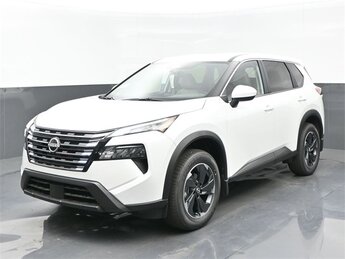 2025 Everest White Pearl Nissan Rogue SV 1.5L DOHC Engine 4 Door AWD SUV