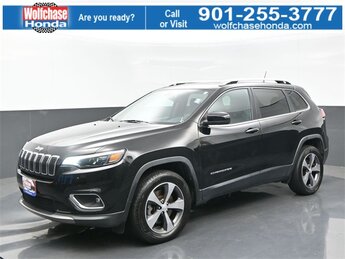 2019 Diamond Black Crystal Pearlcoat Jeep Cherokee Limited 4 Door SUV 4X4 3.2L V6 Engine