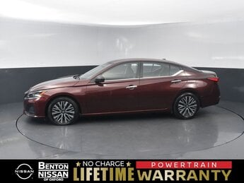 2024 Garnet Pearl Metallic Nissan Altima 2.5 SV Automatic (CVT) 2.5L 4-Cylinder DOHC 16V Engine 4 Door Car FWD