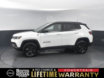 2023 Bright White Clearcoat Jeep Compass Trailhawk Automatic 4 Door 4X4 SUV