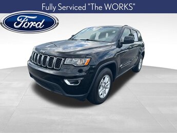 2018 Diamond Black Crystal Pearlcoat Jeep Grand Cherokee Laredo E SUV 3.6L V6 24V VVT Engine RWD Automatic