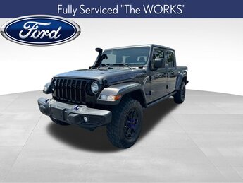 2023 Granite Crystal Metallic Clearcoat Jeep Gladiator Willys Automatic 4 Door Truck 3.6L V6 24V VVT Engine 4X4