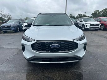 2025 Ford Escape ST-Line 4 Door FWD Automatic 2.5L iVCT Engine