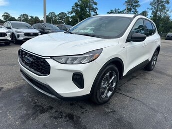 2025 Ford Escape ST-Line 4 Door SUV 2.5L iVCT Engine Automatic
