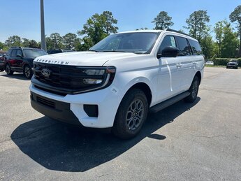 2025 Oxford White Ford Expedition 4 Door EcoBoost 3.5L V6 GTDi DOHC 24V Twin Turbocharged Engine Automatic