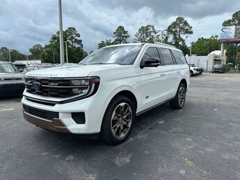 2025 Star White Metallic Tri-Coat Ford Expedition King Ranch 4 Door SUV 4X4
