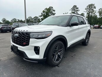 2025 Ford Explorer ST 3.0L EcoBoost V6 Engine RWD SUV Automatic