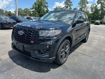 2025 Ford Explorer ST SUV Automatic 3.0L EcoBoost V6 Engine 4 Door RWD