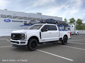 2025 Ford Super Duty F-250 SRW Lariat 4 Door 4X4 Automatic 6.7L High Output Power Stroke V8 Diesel Engine Truck