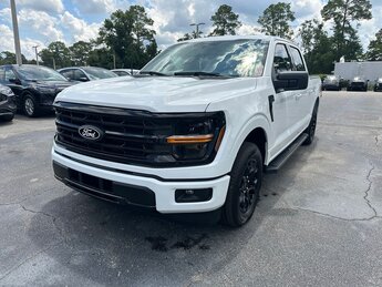 2025 Oxford White Ford F-150 XLT Automatic Truck 4 Door RWD