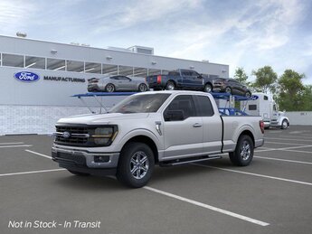 2025 Iconic Silver Metallic Ford F-150 XLT RWD 4 Door 5.0L V8 Engine