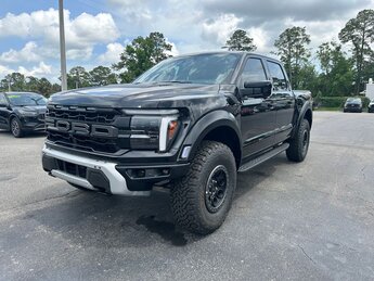 2025 Agate Black Metallic Ford F-150 Raptor 4X4 4 Door 3.5L V6 EcoBoost Engine