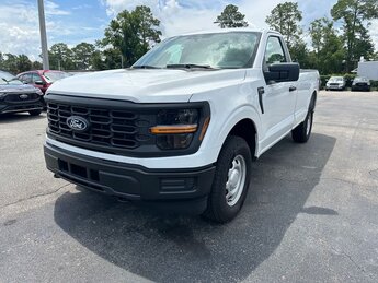 2025 Oxford White Ford F-150 XL Automatic 2 Door 3.5L V6 EcoBoost Engine