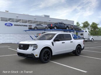 2025 Space White Metallic Ford Maverick XLT Automatic (CVT) EcoBoost 2.0L I4 GTDi DOHC Turbocharged VCT Engine Truck AWD 4 Door