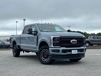 2025 Ford Super Duty F-250 SRW Platinum Truck Power Stroke 6.7L V8 DI 32V OHV Turbodiesel Engine 4 Door Automatic