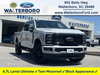 2025 Ford Super Duty F-350 SRW Lariat Automatic 4 Door Power Stroke 6.7L V8 DI 32V OHV Turbodiesel Engine 4X4