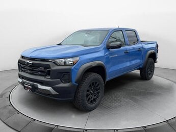 2025 Reef Blue Metallic Chevrolet Colorado 4WD Trail Boss Truck Automatic 4X4 4 Cyl, 2.7L Engine 4 Door