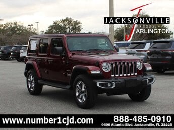 2022 Snazzberry Pearlcoat Jeep Wrangler Unlimited Sahara 4X4 Automatic SUV G 3.6L V6 Cylinder Engine3.6 4 Door