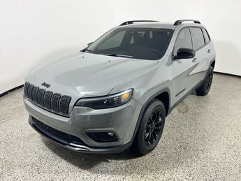 2023 Sting-Gray Clearcoat Jeep Cherokee Altitude Lux 4X4 4 Door SUV