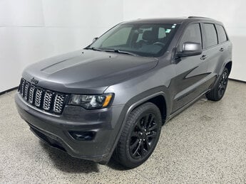 2021 Granite Crystal Metallic Clearcoat Jeep Grand Cherokee Laredo X SUV RWD Automatic G 3.6L V6 Cylinder Engine3.6