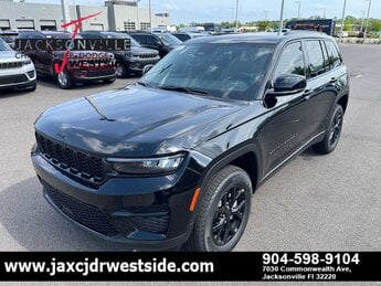 2025 Diamond Black Crystal Pearlcoat Jeep Grand Cherokee Altitude X RWD SUV 4 Door Automatic G 3.6L V6 Cylinder Engine3.6