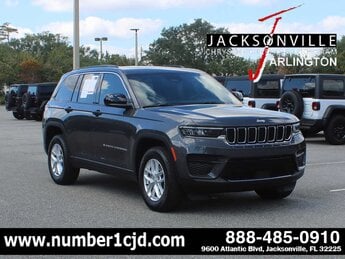 2025 Jeep Grand Cherokee Laredo X G 3.6L V6 Cylinder Engine3.6 Automatic SUV