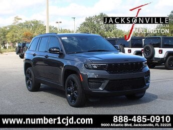 2025 Baltic Gray Metallic Clearcoat Jeep Grand Cherokee Altitude X Automatic SUV RWD