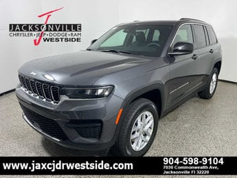 2025 Baltic Gray Metallic Clearcoat Jeep Grand Cherokee Laredo X SUV 4 Door RWD