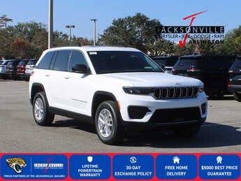 2025 Jeep Grand Cherokee Laredo X SUV Automatic RWD 4 Door G 3.6L V6 Cylinder Engine3.6