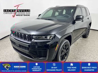 2026 Diamond Black Crystal Pearlcoat Jeep Grand Cherokee Laredo Altitude Automatic SUV 4 Door G 2.0L 4 Cylinder Engine2.0