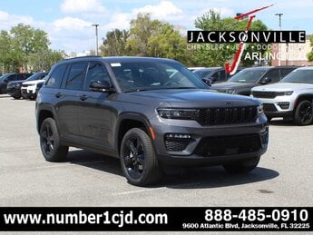 2025 Baltic Gray Metallic Clearcoat Jeep Grand Cherokee Limited RWD SUV 4 Door