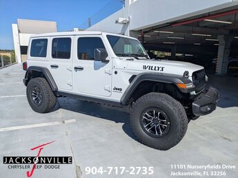 2026 Bright White Clearcoat Jeep Wrangler Willys Automatic SUV 4 Door 4X4