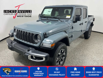 2026 Anvil Clearcoat Jeep Gladiator Sahara 4X4 4 Door Automatic Truck