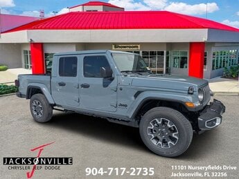 2026 Anvil Clearcoat Jeep Gladiator Sahara Truck 3.6L V6 24V VVT Engine 4 Door 4X4 Automatic