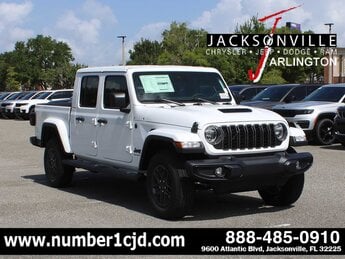 2025 Bright White Clearcoat Jeep Gladiator Sport S Automatic 4 Door G 3.6L V6 Cylinder Engine3.6 4X4
