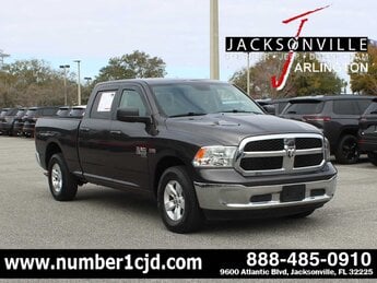 2020 Ram 1500 Classic SLT Truck 4 Door G 5.7L 8 Cylinder Engine5.7 Automatic RWD