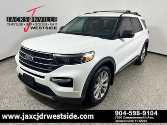 2020 Star White Metallic Tri-Coat Ford Explorer XLT RWD Automatic 4 Door SUV