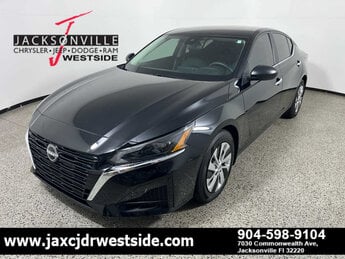 2024 Super Black Nissan Altima 2.5 S Car Automatic (CVT) G 2.5L 4 Cylinder Engine2.5