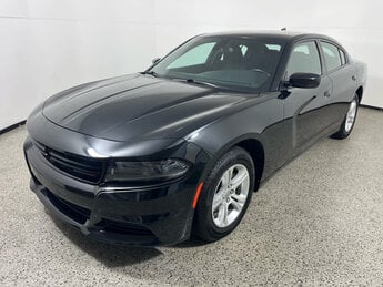2023 Pitch Black Clearcoat Dodge Charger SXT RWD 4 Door Car Automatic G 3.6L V6 Cylinder Engine3.6