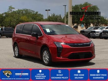 2027 Red Hot Pearlcoat Chrysler Pacifica Select Van Automatic FWD G 3.6L V6 Cylinder Engine3.6 4 Door
