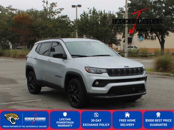2026 Silver Zynith Metallic Clearcoat Jeep Compass Latitude Altitude 4X4 G 2.0L 4 Cylinder Engine2.0 4 Door