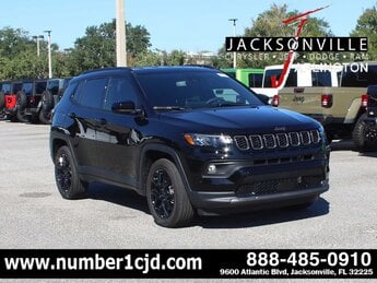 2026 Diamond Black Crystal Pearlcoat Jeep Compass Latitude Altitude 4X4 Automatic G 2.0L 4 Cylinder Engine2.0 SUV 4 Door