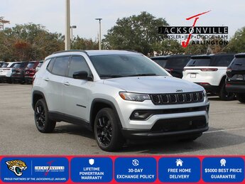 2026 Silver Zynith Metallic Clearcoat Jeep Compass Latitude Altitude 4X4 Automatic SUV